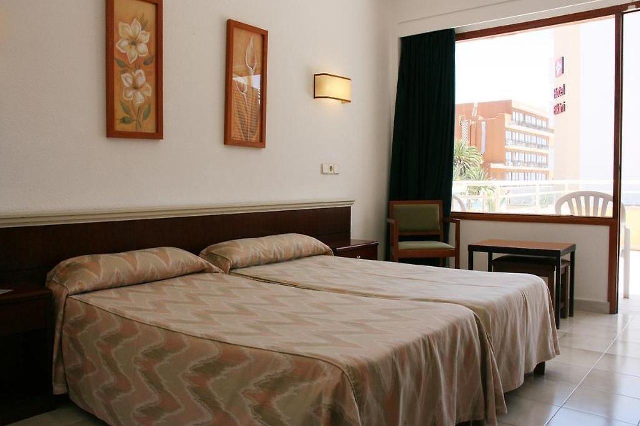 Hotel La Nina Cala Millor  Exterior photo